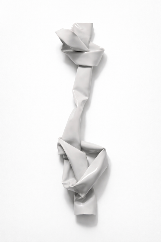 NUDO BLANCO GRIS